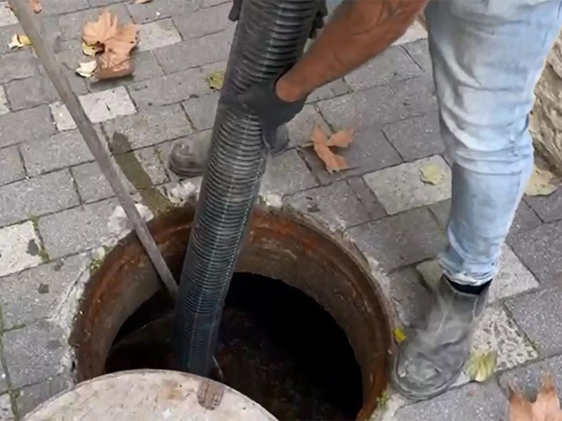 פתיחת סתימות ביוב בגני תקווה