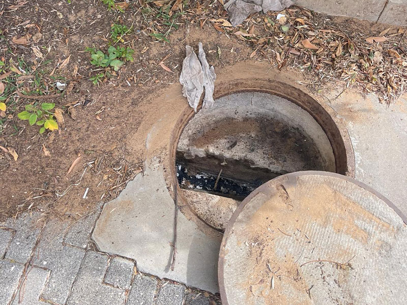 שחרור סתימה בביוב ביפו